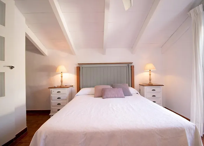 Casas Isabel