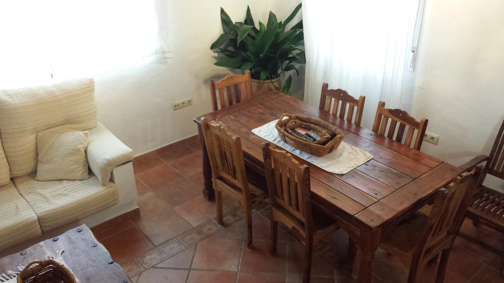 Country house Casas Isabel
