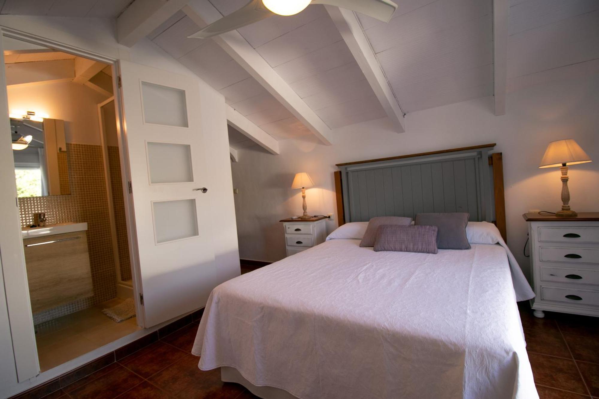 Casas Isabel Zahora
