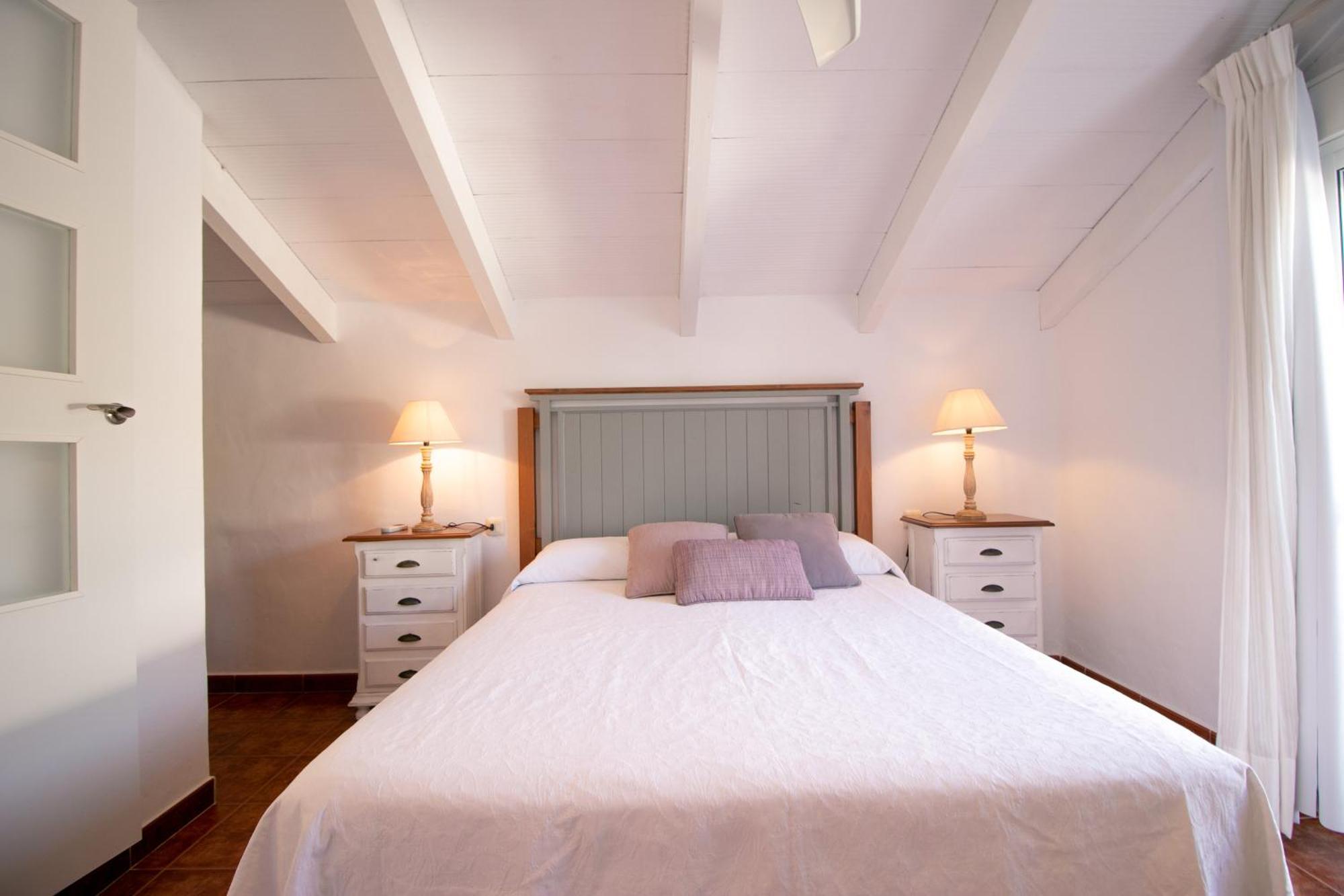 Casas Isabel Zahora